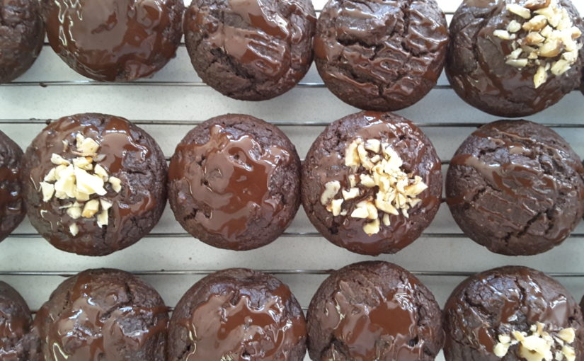 Low Carb Dark Chocolate Zucchini Muffins