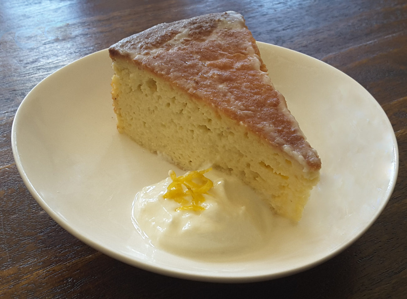 Low Carb Lemon Syrup Cake