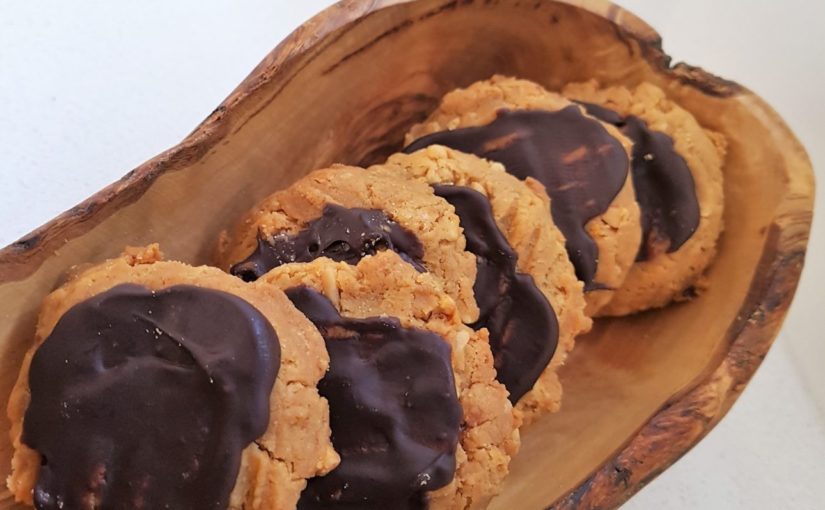 Low Carb Peanut Butter Cookies