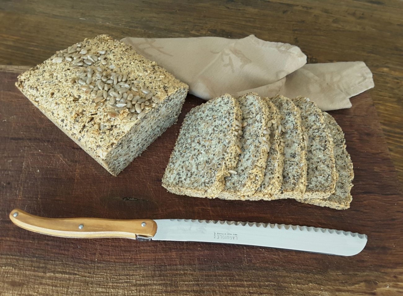 Healthy low carb bread recipe