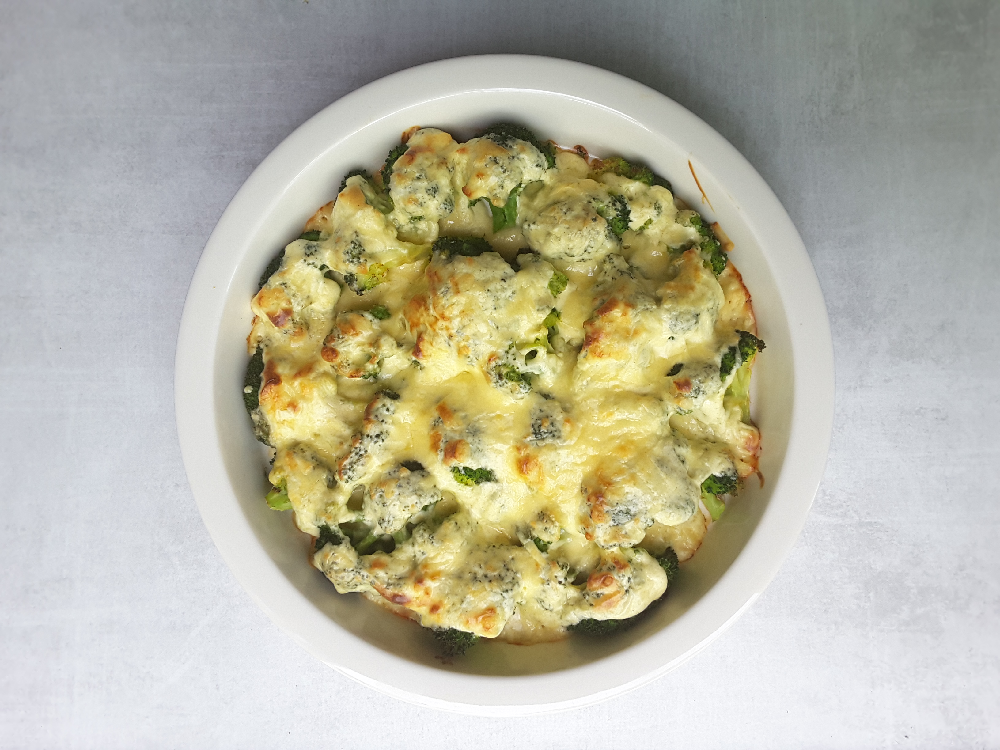 Broccoli with Cheese Sauce