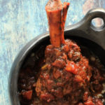 slow cooker lamb shanks in red wine