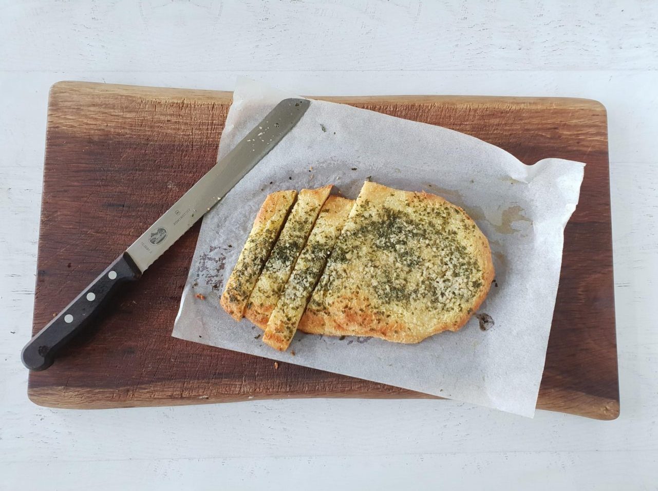 low carb keto garlic bread