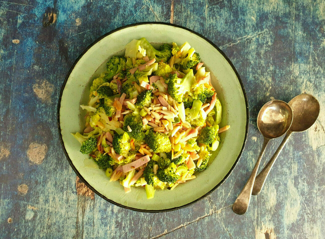 Low Carb Broccoli Bacon Salad