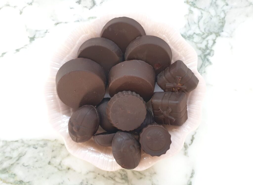 Keto Caramel Chocolate Cups