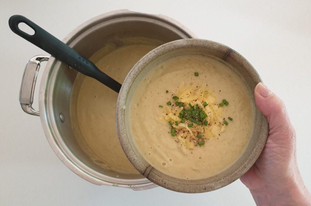 Cauliflower Leek Soup