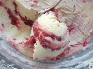 Strawberry Swirl Cheesecake Ice Cream