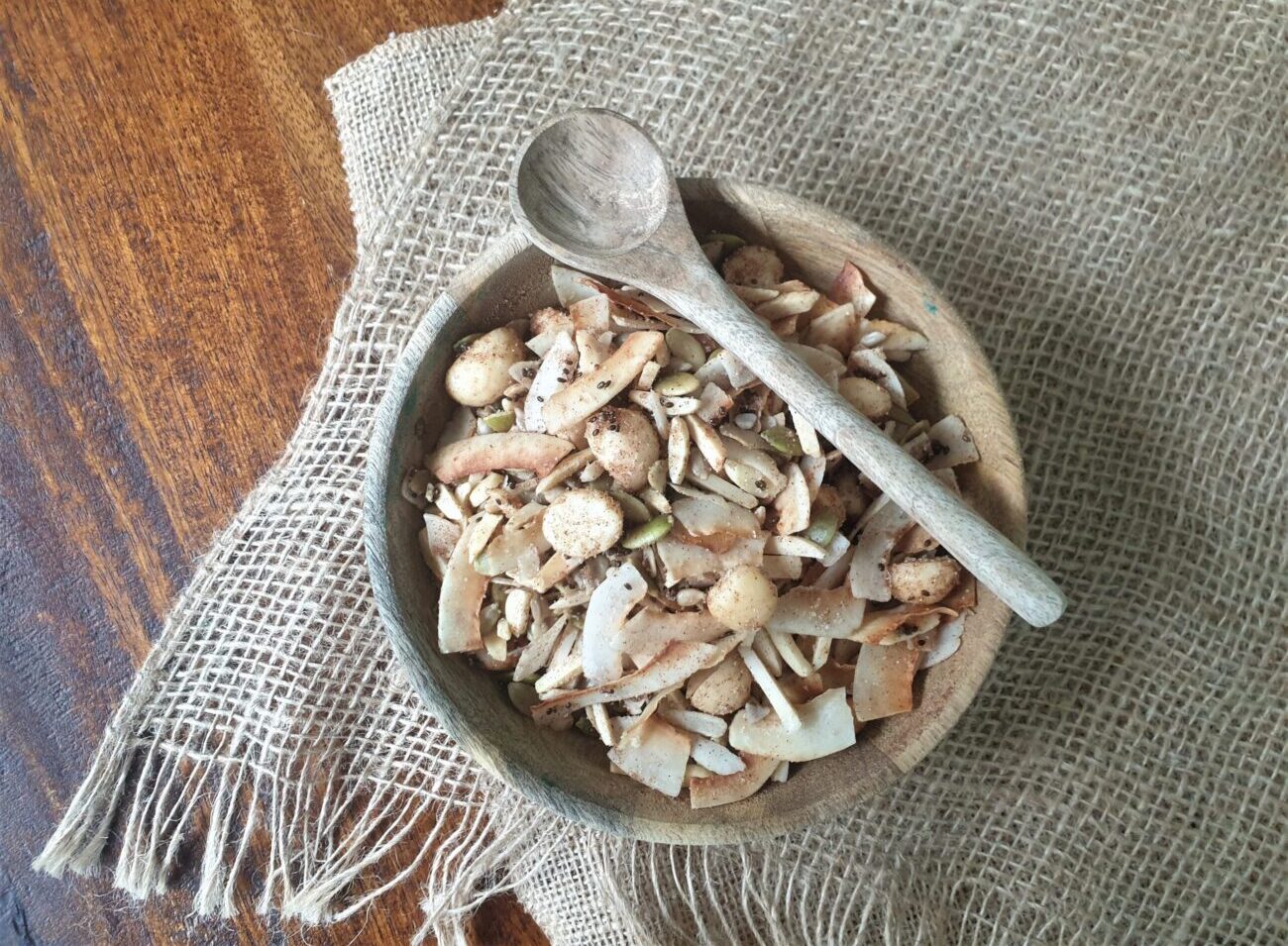 Healthy Macadamia Coconut Granola